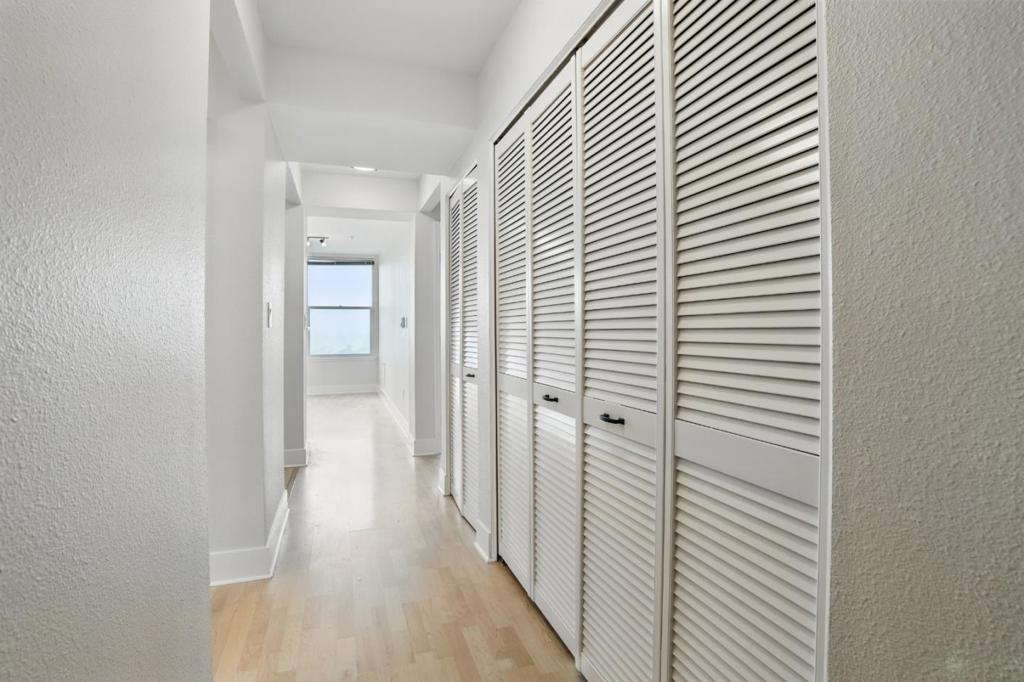 8200 Oceanview Terrace 302