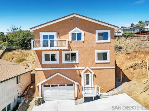 Photo of 1302 La Presa, Spring Valley, CA 91977 (MLS # 260020297SD)