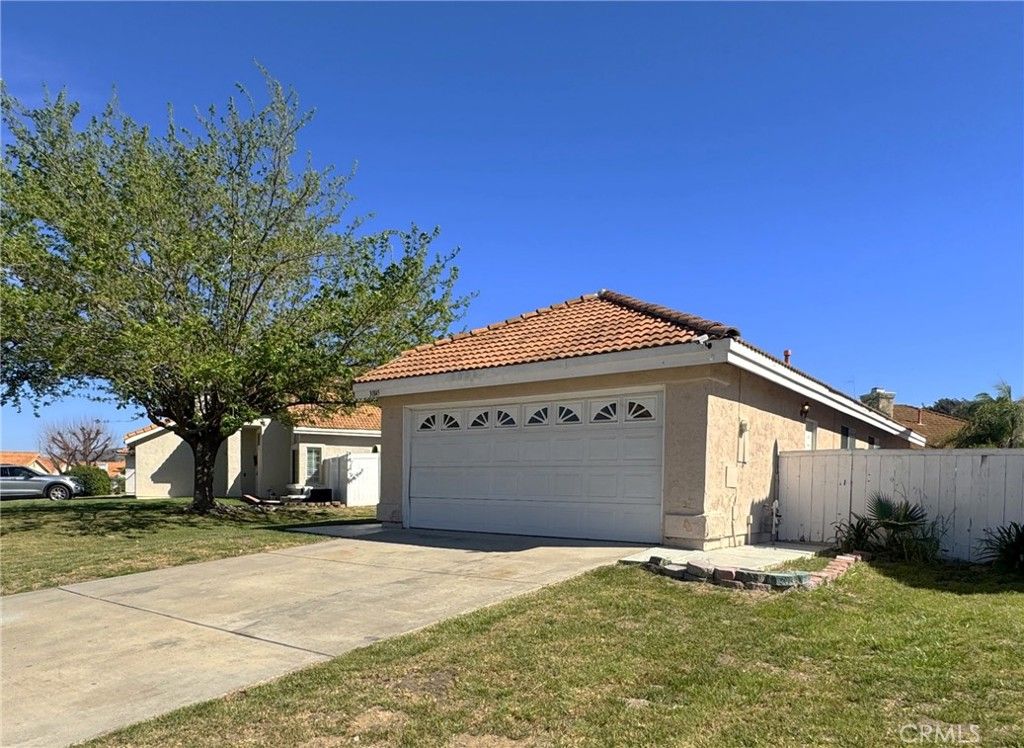 Photo of 30145 Pechanga Drive, Temecula, CA 92592 (MLS # CV26056090)