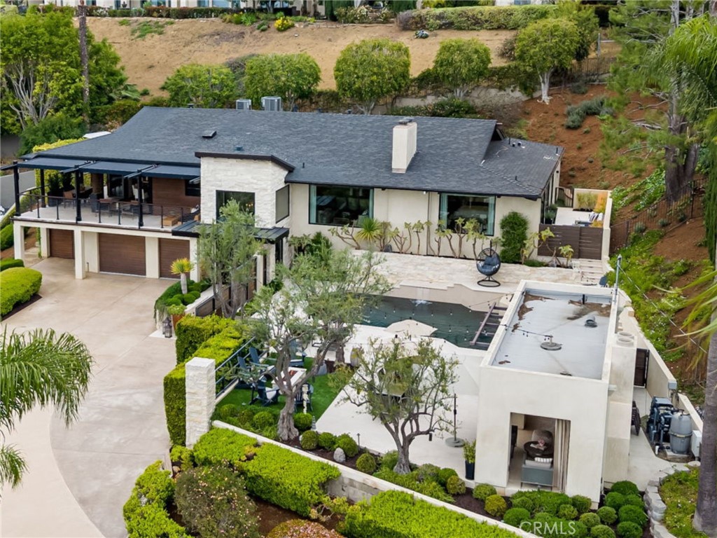 1651 La Loma Drive