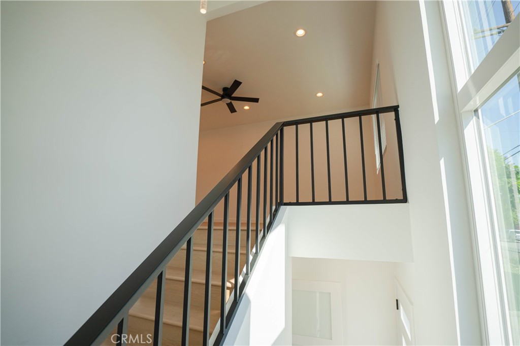 13755 Los Angeles Street 5