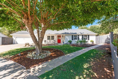 Photo of 1303 Sunset Place, Ojai, CA 93023 (MLS # V1-39284)