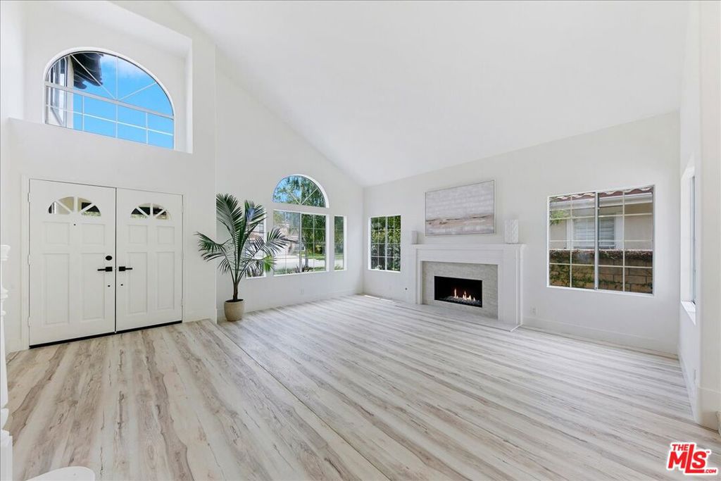 2211 Pebble Beach Trail