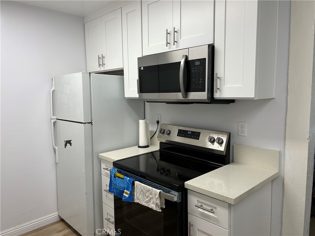 1000 W Macarthur 93