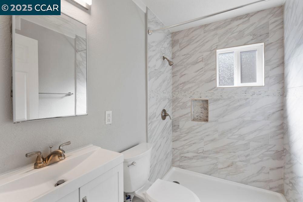 MONTALVIN MANOR - Residential