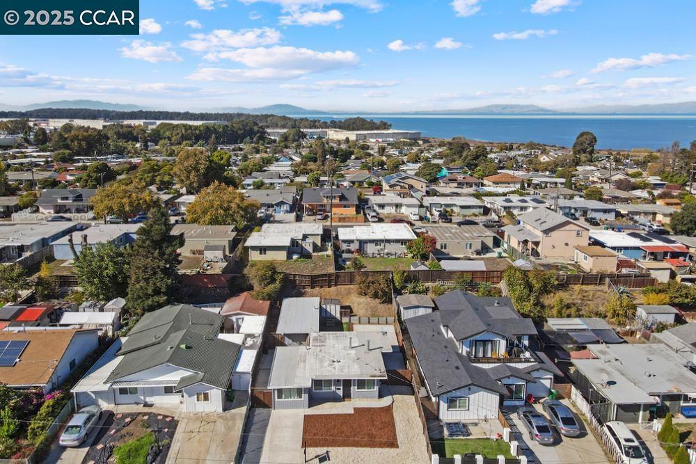 MONTALVIN MANOR - Residential