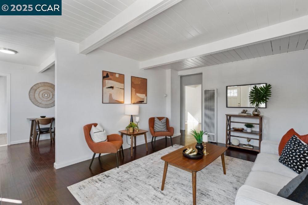 MONTALVIN MANOR - Residential