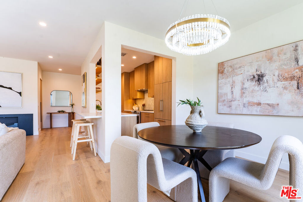 2324 S Beverly Glen Blvd 206