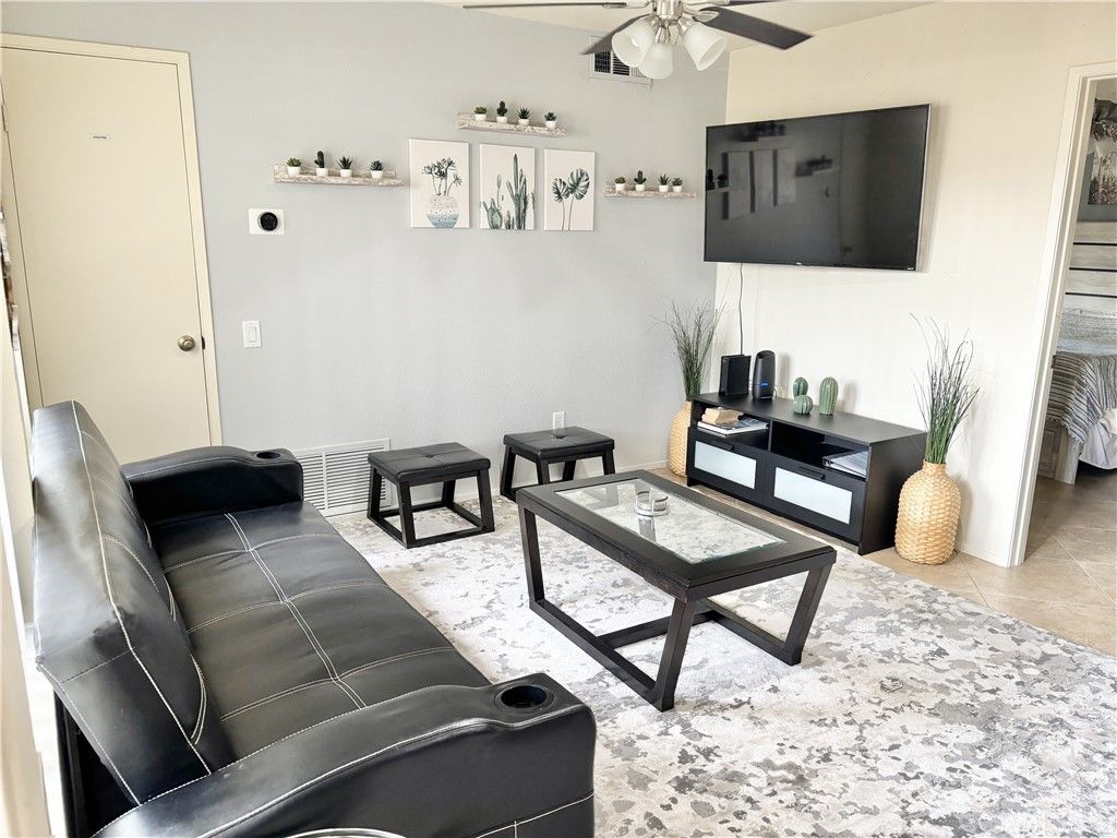 Photo of 353 N Hermosa Dr Dr #7C1, Palm Springs, CA 92262 (MLS # SW25261377)