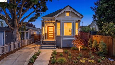 Photo of 1712 Schiller St ST, Alameda, CA 94501 (MLS # 41133970)