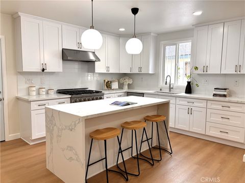 Photo of 8758 S Hobart Blvd, Los Angeles, CA 90047 (MLS # PW26074966)