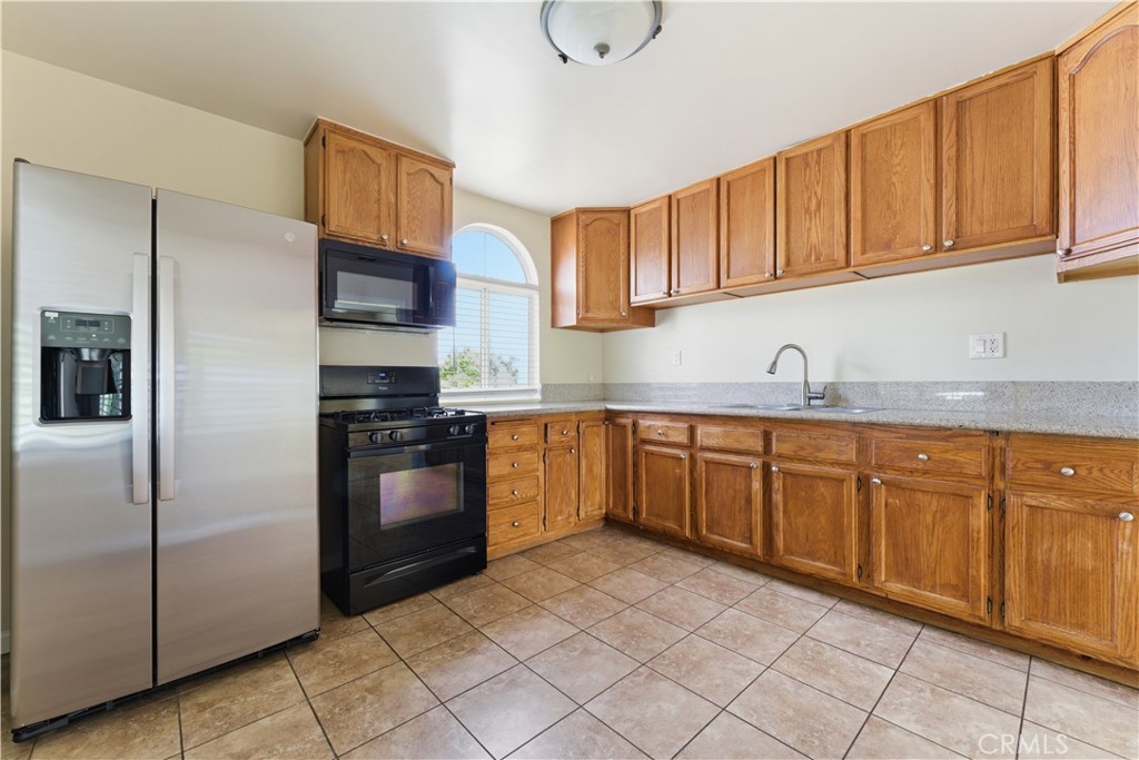 12476 Adelphia Avenue