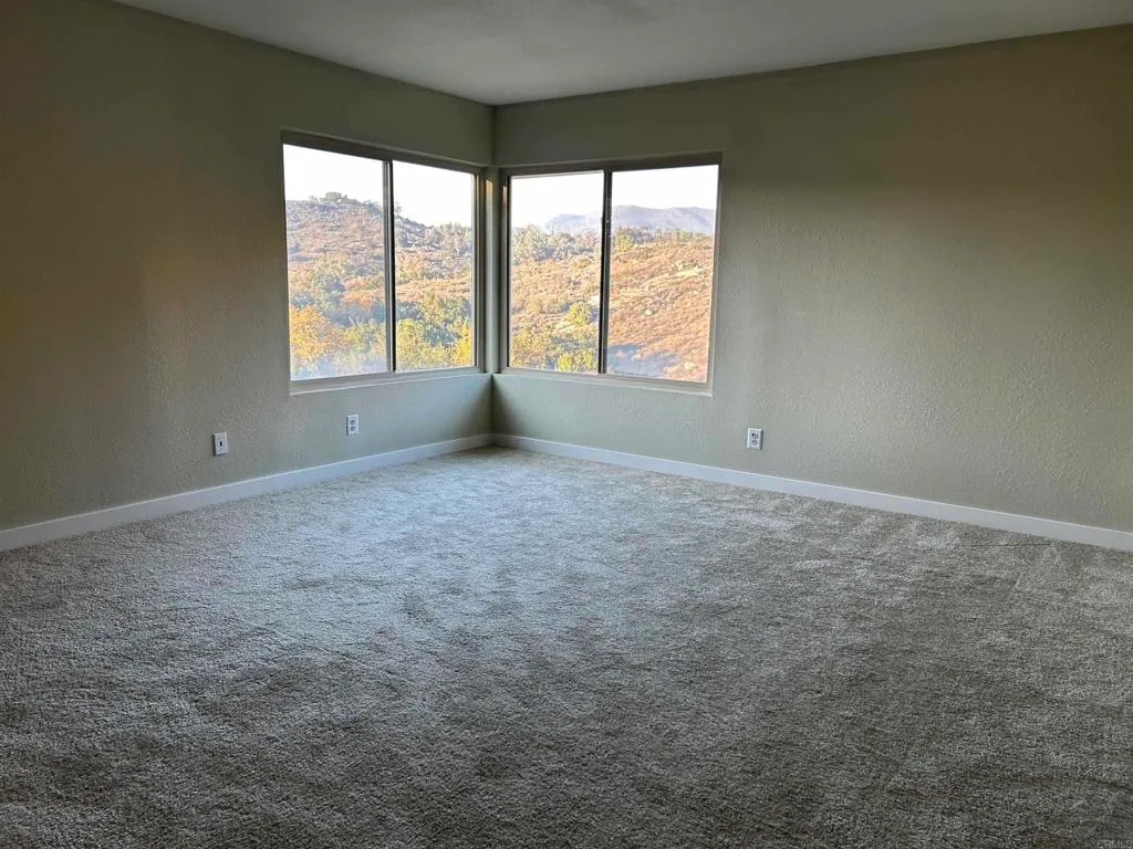 Jamul, California 91935, United States, 4 Bedrooms Bedrooms, ,4 BathroomsBathrooms,Residential,Active,255321