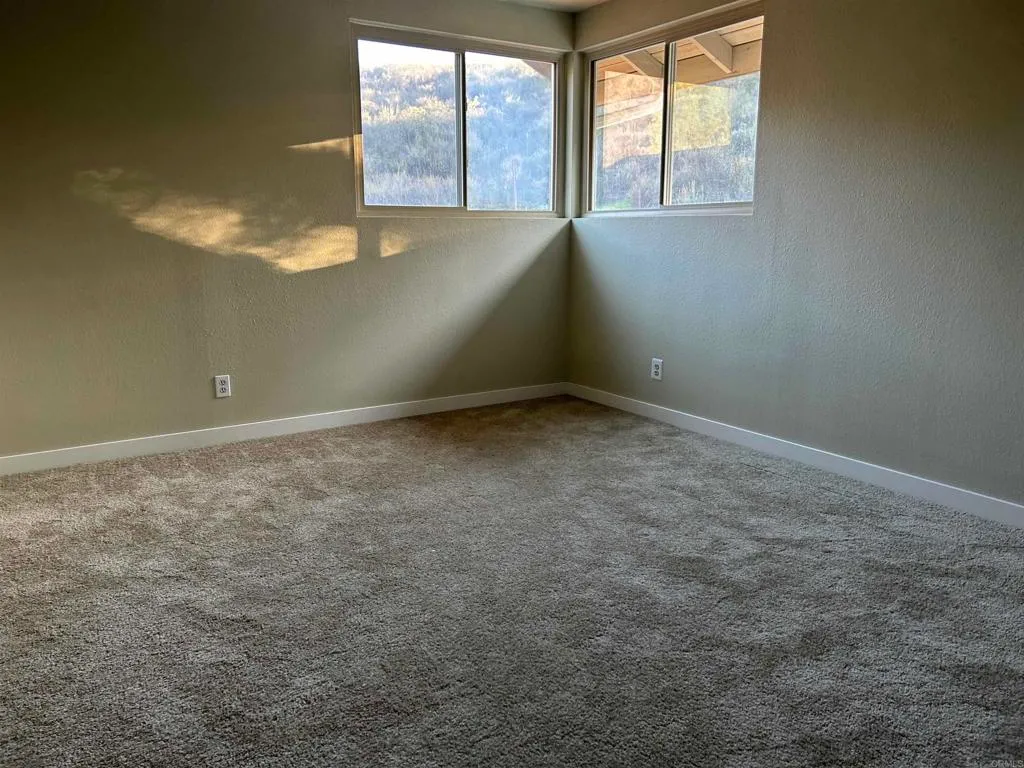 Jamul, California 91935, United States, 4 Bedrooms Bedrooms, ,4 BathroomsBathrooms,Residential,Active,255321