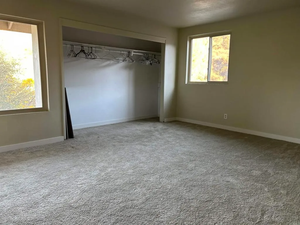 Jamul, California 91935, United States, 4 Bedrooms Bedrooms, ,4 BathroomsBathrooms,Residential,Active,255321