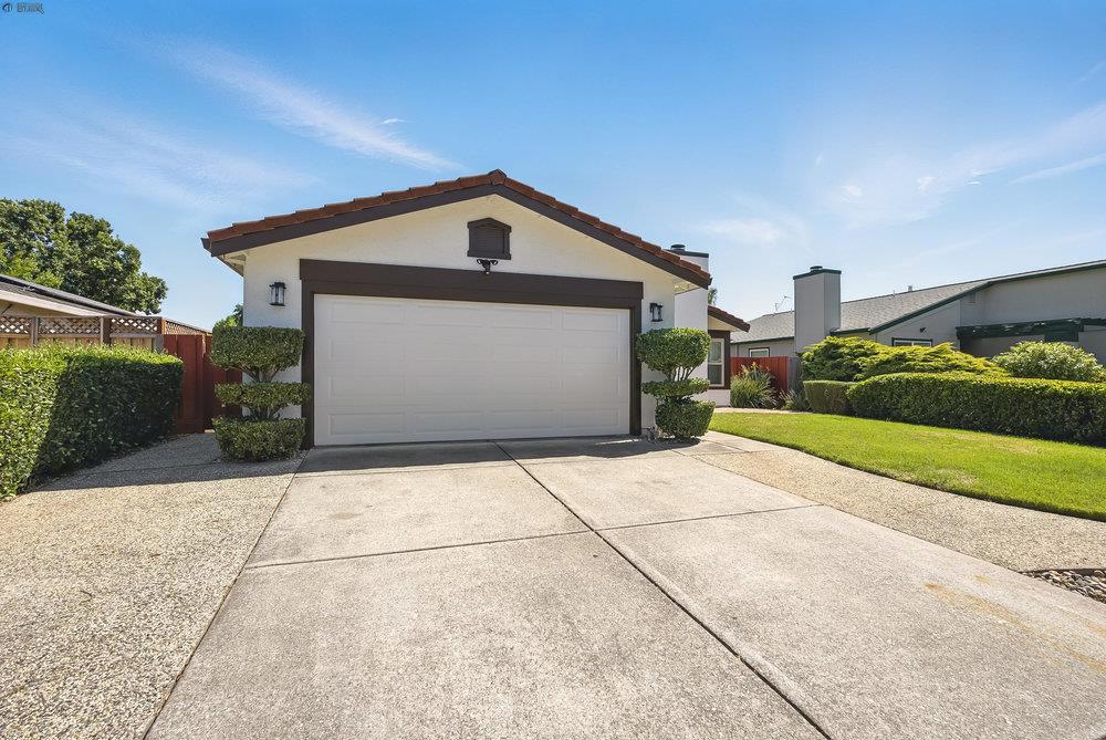 1180 Peterson Drive