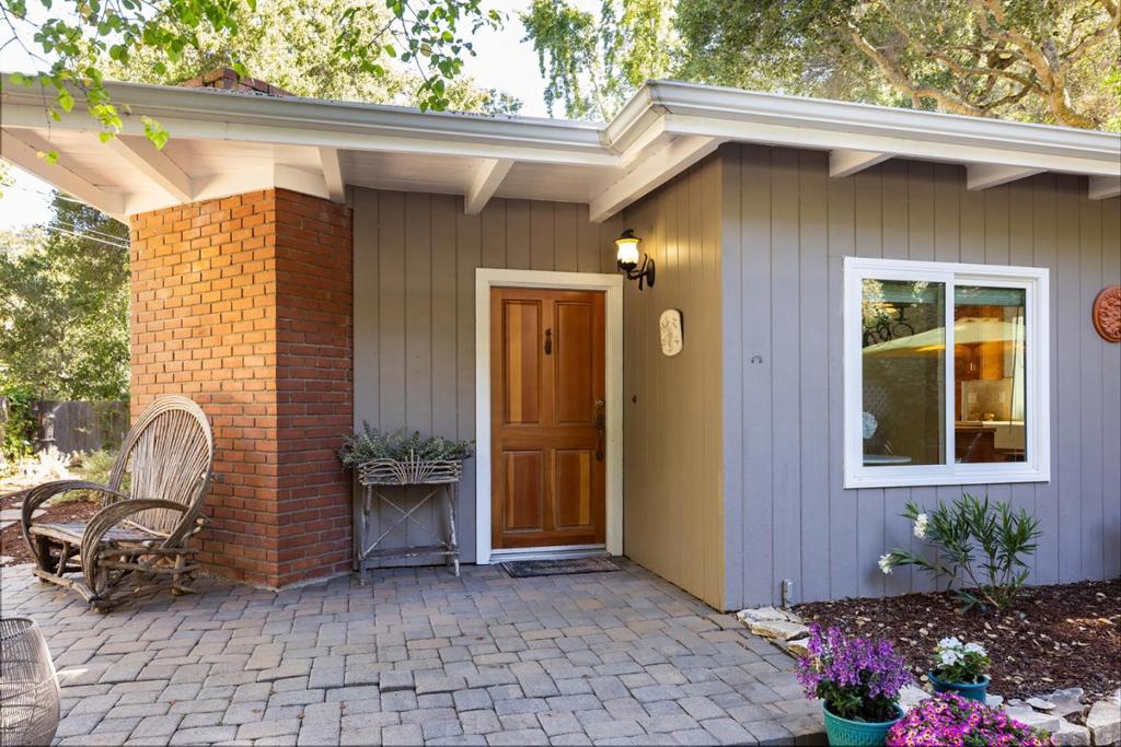 32 Southbank Road