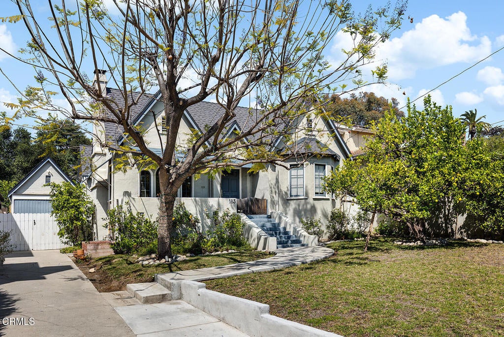 183 W Mariposa Street