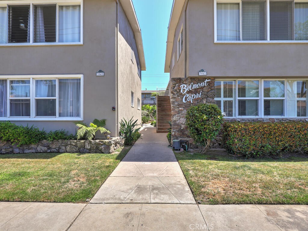 3042 E. 3rd St 5