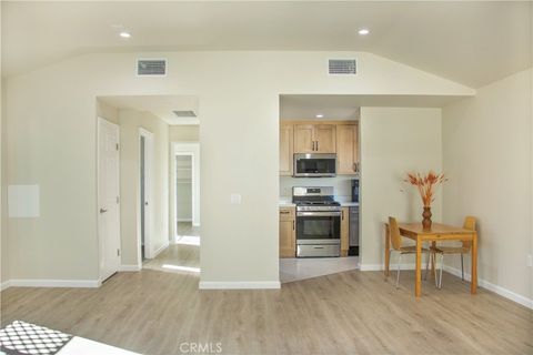 Photo of 18138 Eccles St, Northridge, CA 91325 (MLS # SR26041848)