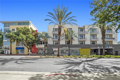 Photo of 238 S Arroyo Pkwy Pkwy #203, Pasadena, CA 91105 (MLS # AR26218874)