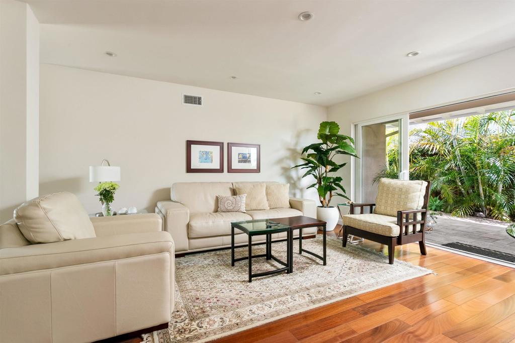 5958 Sagebrush Road, La Jolla CA 92037