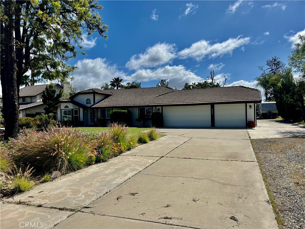 28870 Broken Arrow Cir