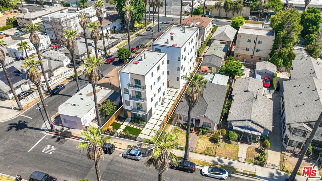 1254 W 36th Street