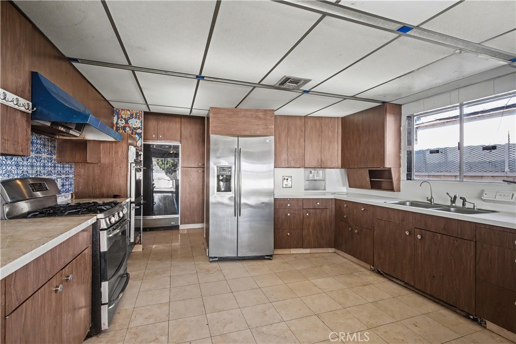 9125 Gainford Street