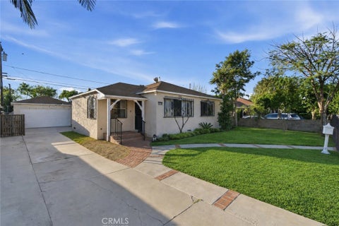 Photo of 10731 Wright Rd, South Gate, CA 90280 (MLS # CV26176276)