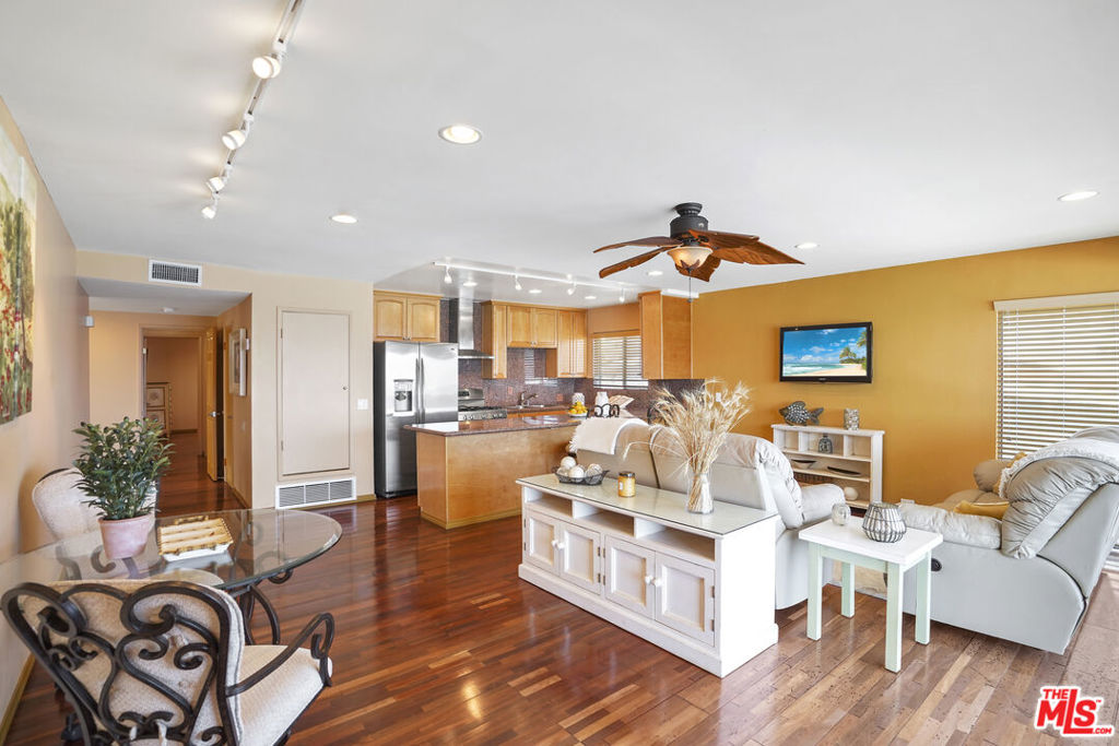 25200 Malibu Road 1