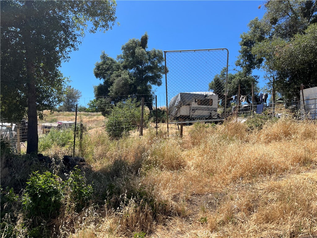 Great Lot in Clearlake, CA. Location is close to the library, schools, shopping and the lake. Utilities at the street. Owner financing available.