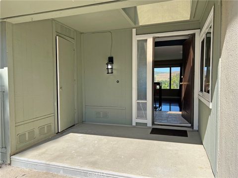 23351 Caminito Marcial #155 Laguna Hills CA 92653