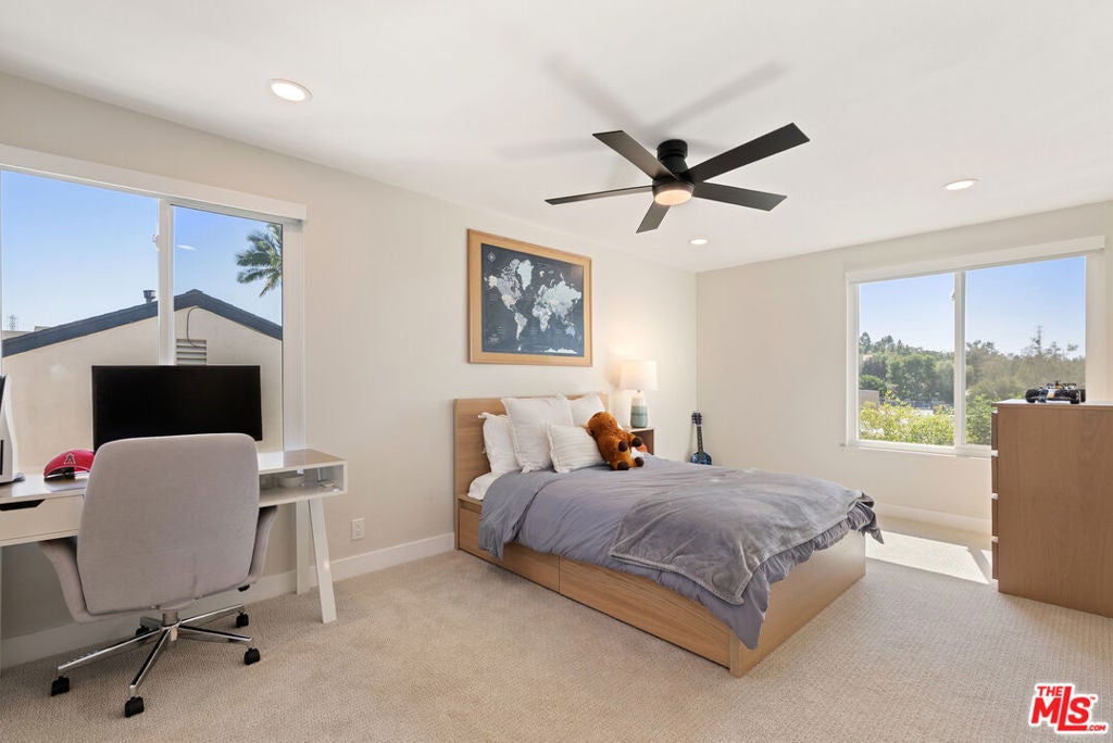 25401 Champlain Road, Laguna Hills CA 92653 - Photo 16