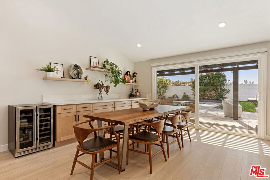 25401 Champlain Road, Laguna Hills CA 92653 - Photo 8