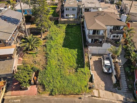 Photo of 227 W El Portal, San Clemente, CA 92672 (MLS # OC26047524)