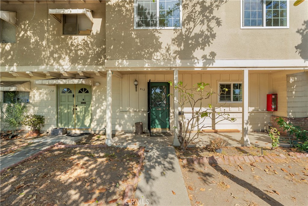 412 N Cerritos Avenue
