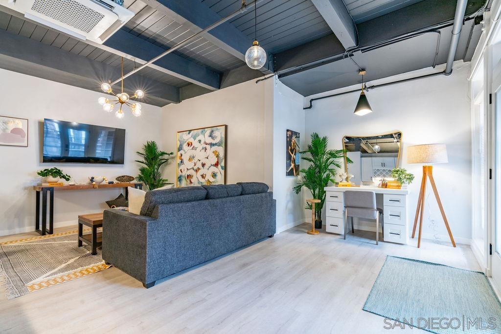 Welcome to your perfect getaway in the heart of downtown La Jolla! This contemporary condo places you in the midst of the finest shopping, restaurants, boutiques, and art galleries. Just steps away, you'll find the world-famous La Jolla Cove, making it the idyllic stay within the renowned neighborhood of La Jolla. Step outside the front door and take in the stunning ocean views! Enjoy this incomparable studio which features a contemporary design with chic decor, fixtures, and art. Inside, you'll find an elegant dedicated work space, a cozy living area with a couch and flat-screen TV, and a fully equipped kitchen with stainless steel appliances and a breakfast bar with seating for two. The private bedroom offers a comfortable bed, ample closet space, and another flat-screen TV. The sleek bathroom boasts a modern, tiled shower for a clean and refreshing experience. For your convenience, the studio includes a stacked washer and dryer. There is one reserved parking spot in the shared parking garage nearby. Experience the best of La Jolla living in this stylish and centrally located studio. Whether you're here for business or leisure, this rental offers everything you need for a memorable stay.