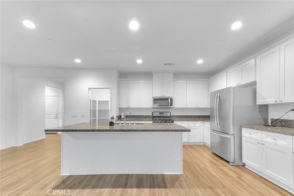 996 Forster Court
