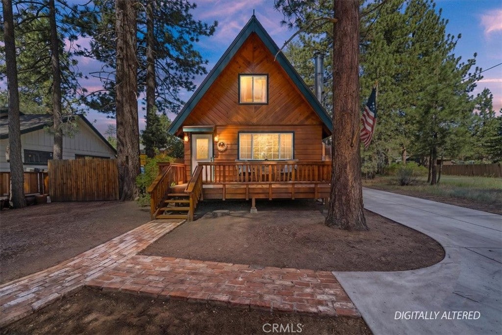 Photo 1 of 34 — 1033 Sierra, Big Bear City, CA 92314