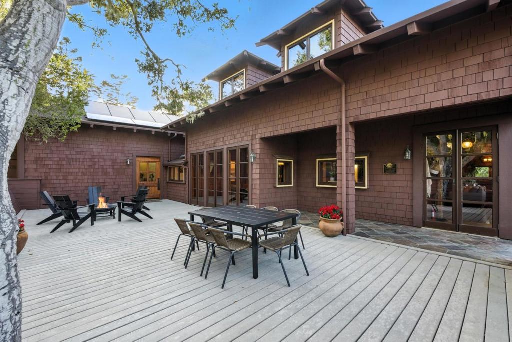 Properties 3 600 Martin Street