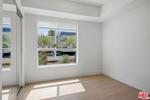 Photo of 11837 Mayfield Avenue #106, Los Angeles, CA 90049 (MLS # 26789041)