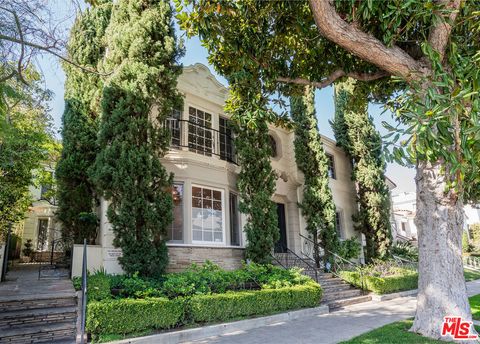 Photo of 361 S Doheny Drive, Beverly Hills, CA 90211 (MLS # 26649003)