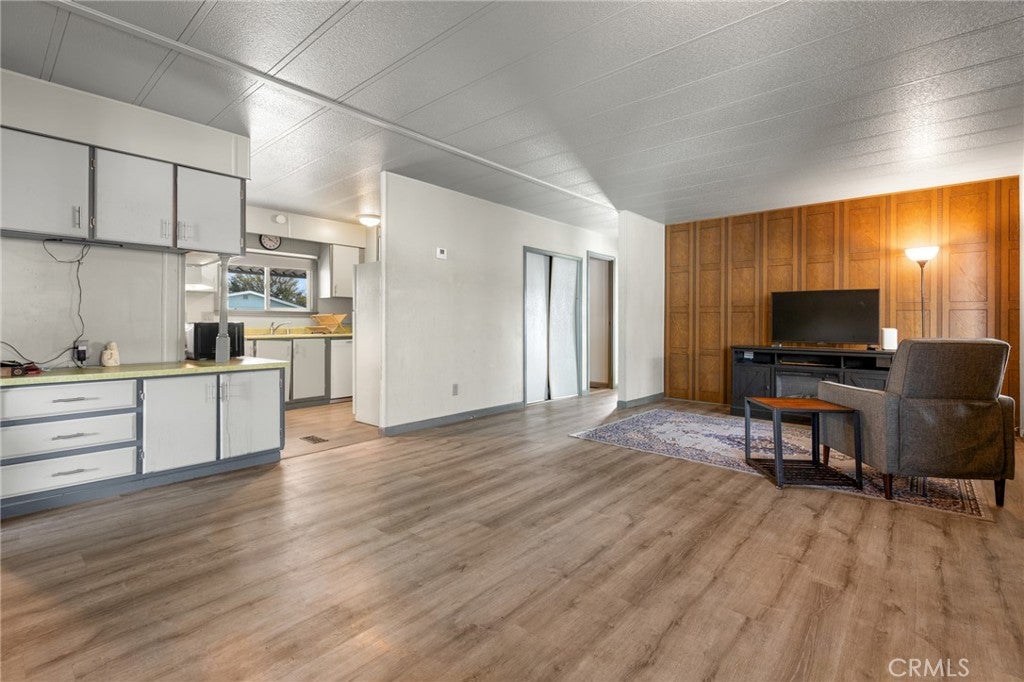 701 E Lassen Avenue 39