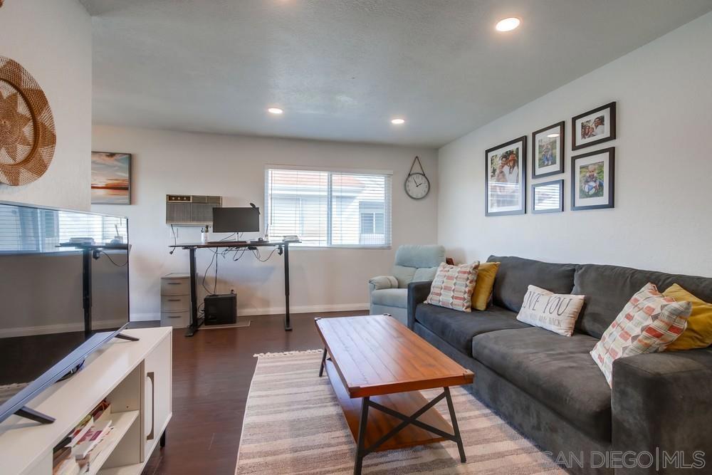 Mira Mesa - Residential