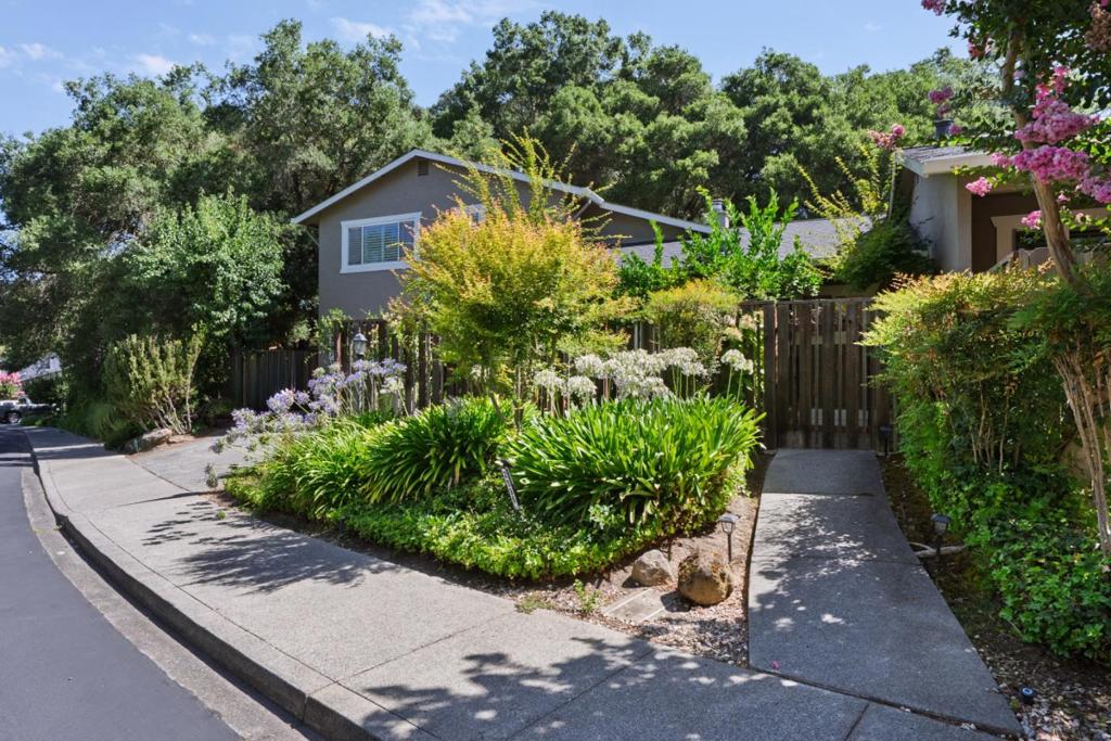 2596 Hidden Valley Lane