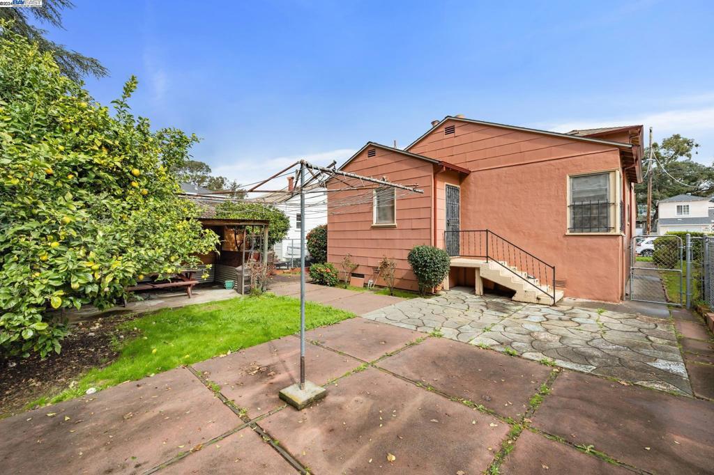 ARROYO PARK - Residential