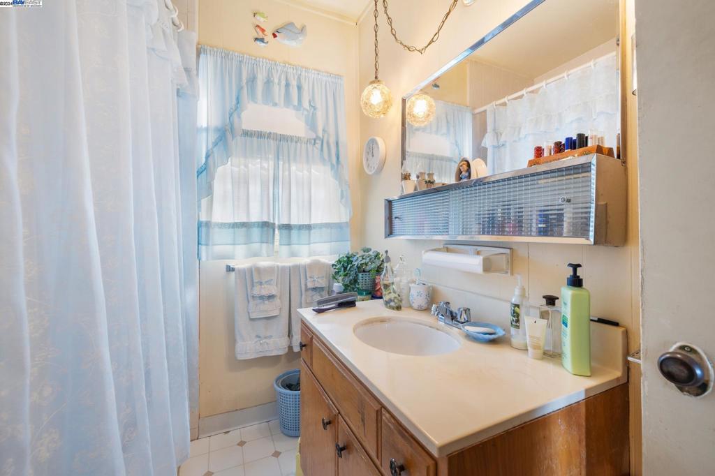 ARROYO PARK - Residential