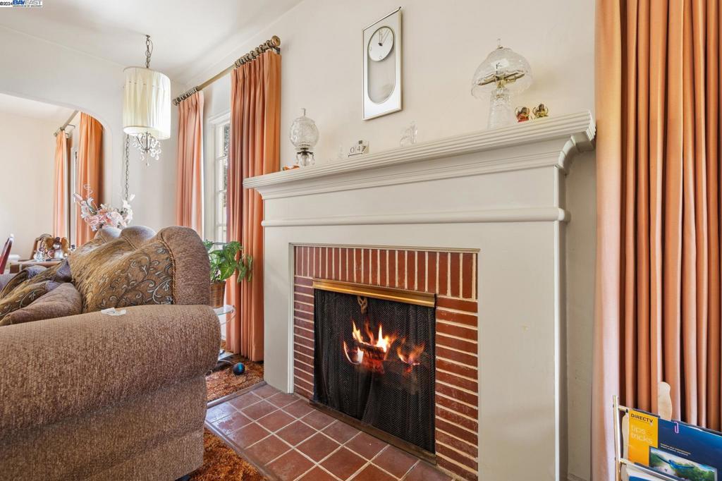 ARROYO PARK - Residential