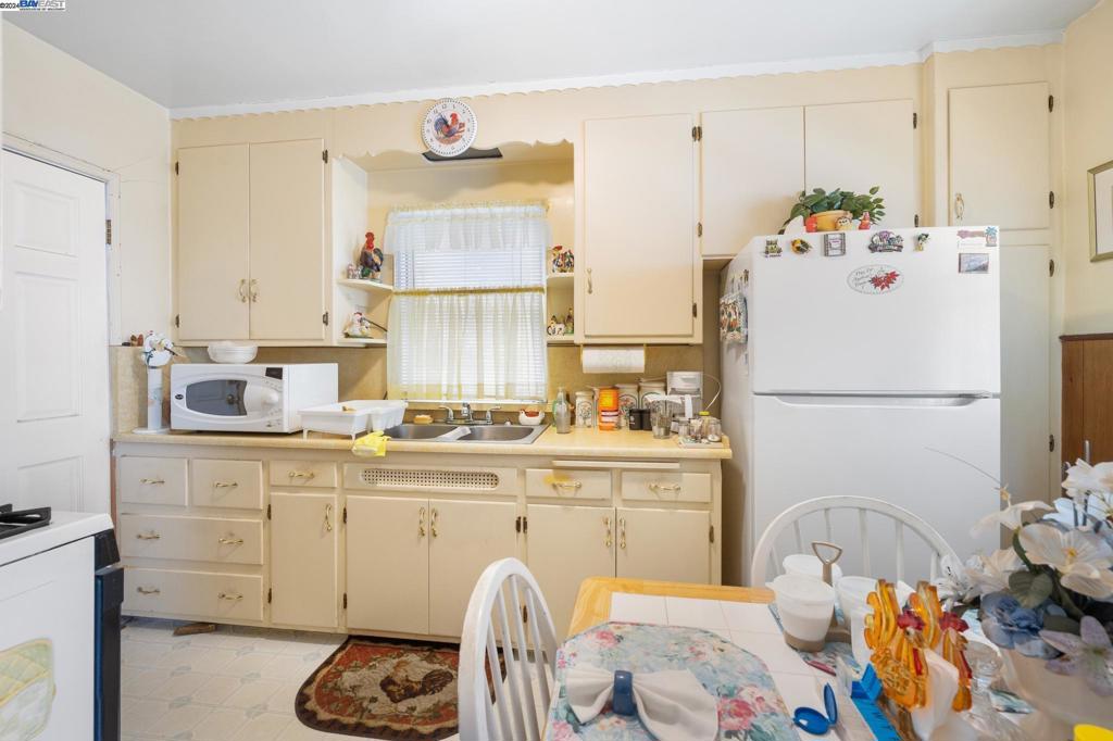 ARROYO PARK - Residential